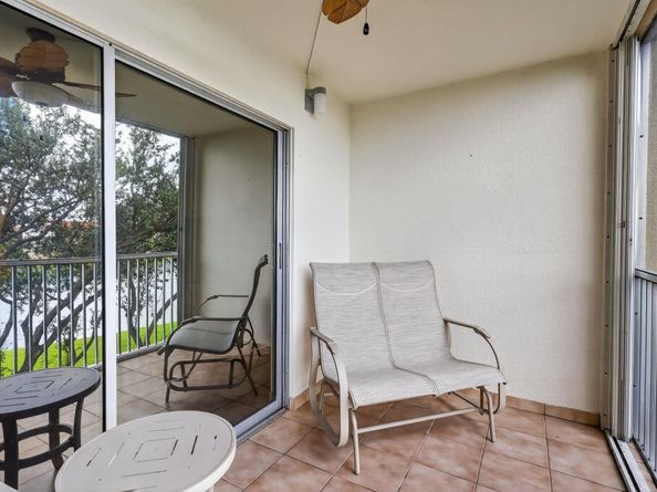 13055 SW 15th Ct 310S, Pembroke Pines FL 33027