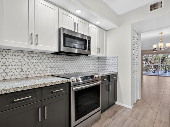 13055 SW 15th Ct 310S, Pembroke Pines FL 33027