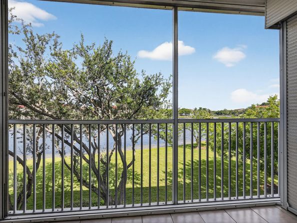 13055 SW 15th Ct 310S, Pembroke Pines FL 33027