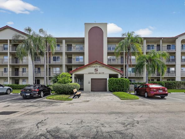 13055 SW 15th Ct 310S, Pembroke Pines FL 33027