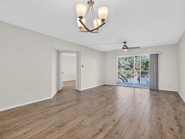 13055 SW 15th Ct 310S, Pembroke Pines FL 33027