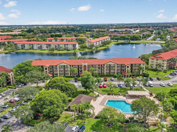 13055 SW 15th Ct 310S, Pembroke Pines FL 33027