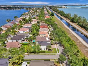 19323 55th St, Miramar FL 33029