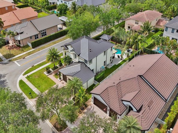 19323 55th St, Miramar FL 33029