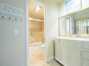 300 Diplomat Pkwy 309, Hallandale Beach FL 33009