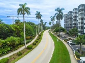 300 Diplomat Pkwy 309, Hallandale Beach FL 33009