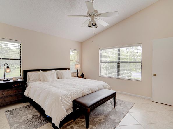5915 Parkwalk Drive, Boynton Beach FL 33472