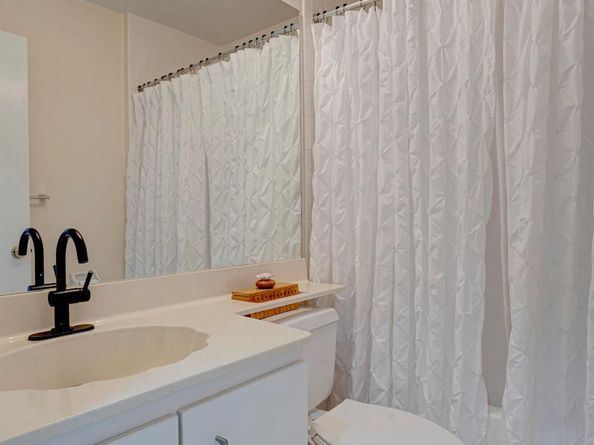 5915 Parkwalk Drive, Boynton Beach FL 33472