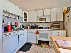 5619 Kingsmill Ct, Lake Worth FL 33463