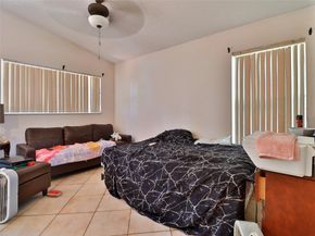 5619 Kingsmill Ct, Lake Worth FL 33463