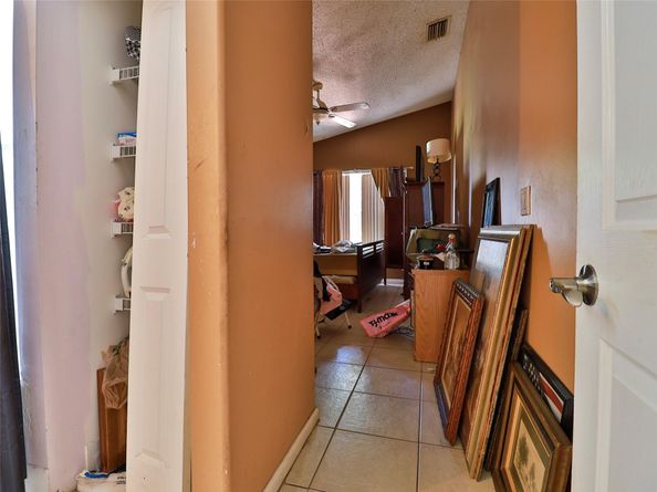 5619 Kingsmill Ct, Lake Worth FL 33463