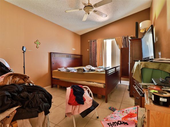 5619 Kingsmill Ct, Lake Worth FL 33463