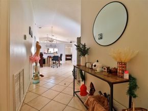 5619 Kingsmill Ct, Lake Worth FL 33463