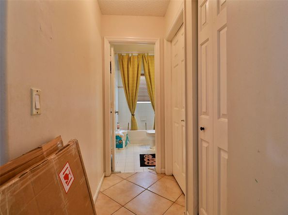 5619 Kingsmill Ct, Lake Worth FL 33463