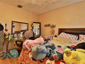 5619 Kingsmill Ct, Lake Worth FL 33463