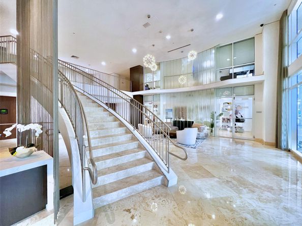 511 SE 5th Ave 2104, Fort Lauderdale FL 33301