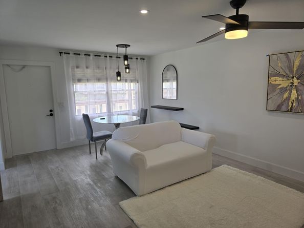 319 Preston H H, Boca Raton FL 33434