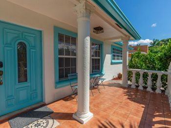 951 Green Street