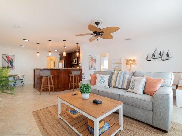 951 Green Street, West Palm Beach FL 33405