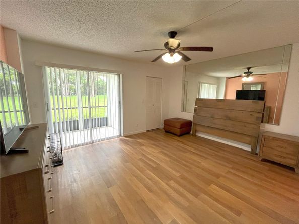 7267 Huntington Ln 104, Delray Beach FL 33446