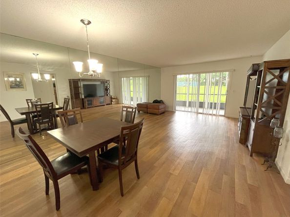 7267 Huntington Ln 104, Delray Beach FL 33446