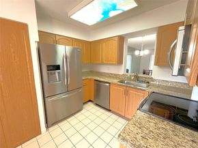 7267 Huntington Ln 104, Delray Beach FL 33446