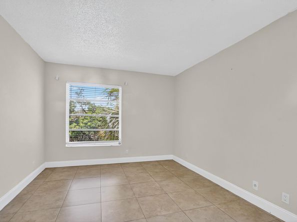 490 NW 20th Street 3160, Boca Raton FL 33431