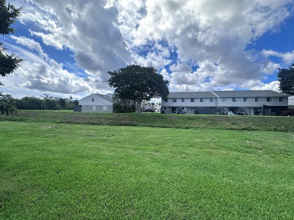 2886 Fernley Drive E 79, West Palm Beach FL 33415