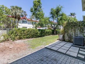 117 Barefoot Cove, Hypoluxo FL 33462