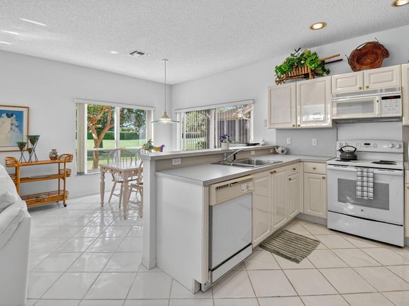7311 Panache Way, Boca Raton FL 33433