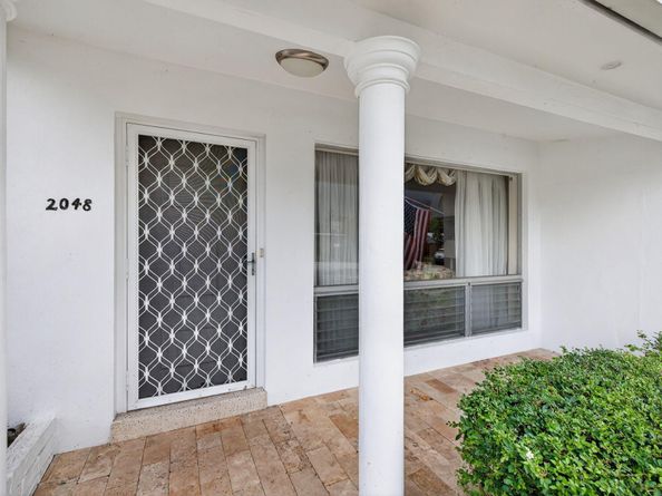 2048 Coco Palm Pl, Lauderdale By The Sea FL 33062