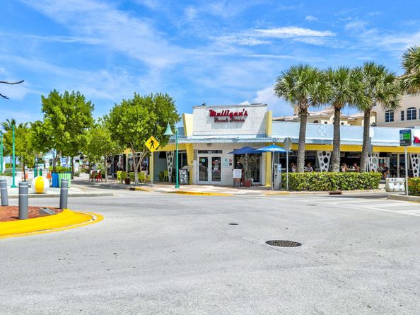 2048 Coco Palm Pl, Lauderdale By The Sea FL 33062