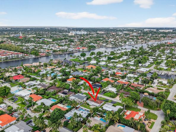 2048 Coco Palm Pl, Lauderdale By The Sea FL 33062