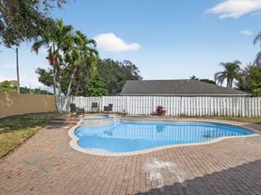 1023 Fairfax Circle, Boynton Beach FL 33436