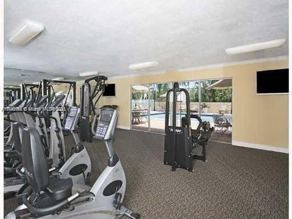 1805 Sans Souci Blvd 403, North Miami FL 33181