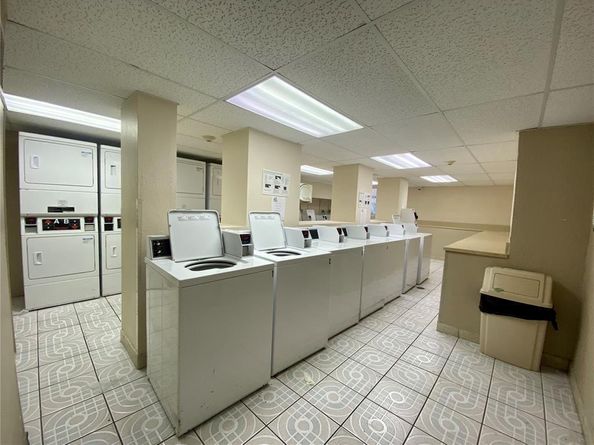 1805 Sans Souci Blvd 403, North Miami FL 33181