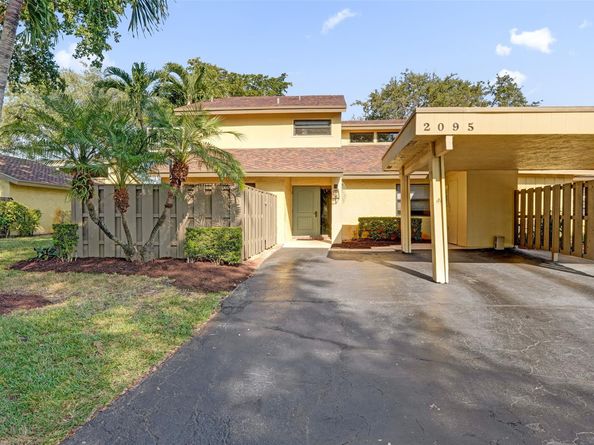 2095 Deer Creek Woodlands Way 2095, Deerfield Beach FL 33442