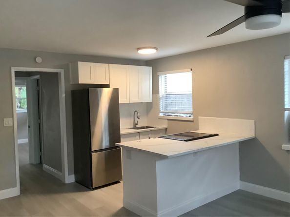 1539 NE 32nd St, Oakland Park FL 33334