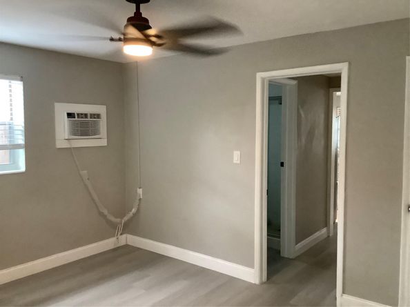 1539 NE 32nd St, Oakland Park FL 33334