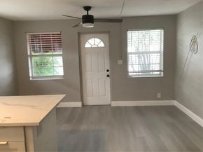 1539 NE 32nd St, Oakland Park FL 33334