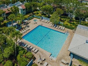 5589 Fairway Park Drive 202, Boynton Beach FL 33437