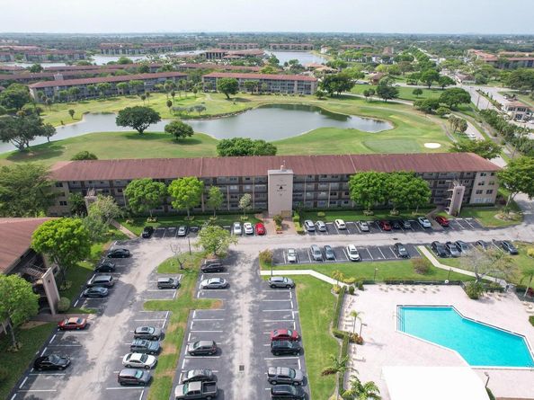 13550 SW 6th Court 111a, Pembroke Pines FL 33027