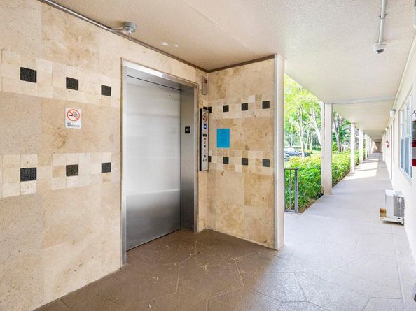 13550 SW 6th Court 111a, Pembroke Pines FL 33027