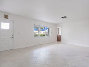 1141 NW 90th Way, Plantation FL 33322