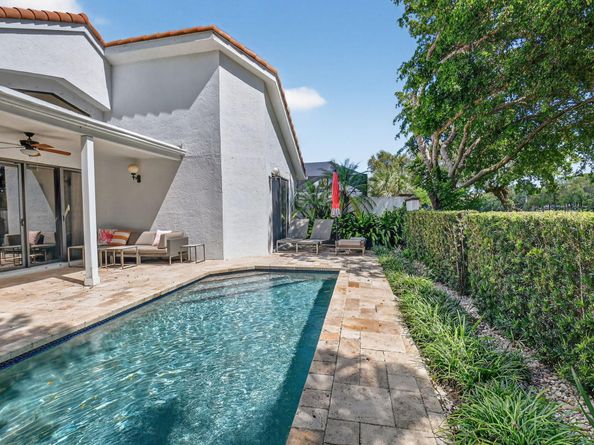 5850 NW 21st Avenue, Boca Raton FL 33496