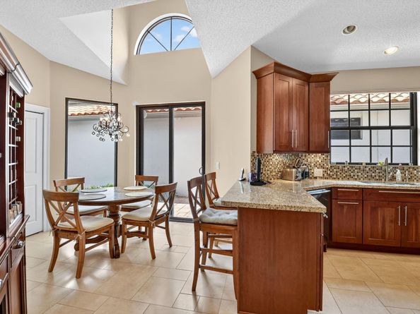 5850 NW 21st Avenue, Boca Raton FL 33496