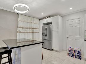 5332 NE 15th Ave, Pompano Beach FL 33064