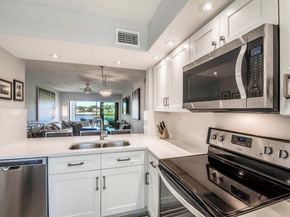 12790 Briarlake Drive 202, Palm Beach Gardens FL 33418