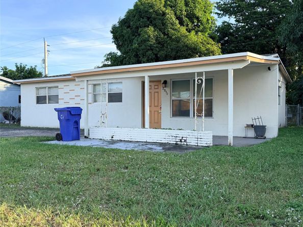2950 NW 20th St, Fort Lauderdale FL 33311