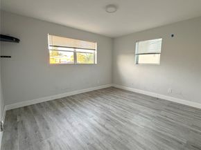 2950 NW 20th St, Fort Lauderdale FL 33311